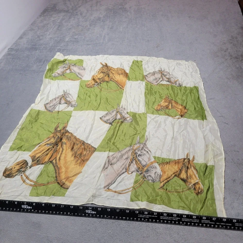 Unbranded Women Square Scarf OS Green White Horse Print Equestrian Silk-Like‎
